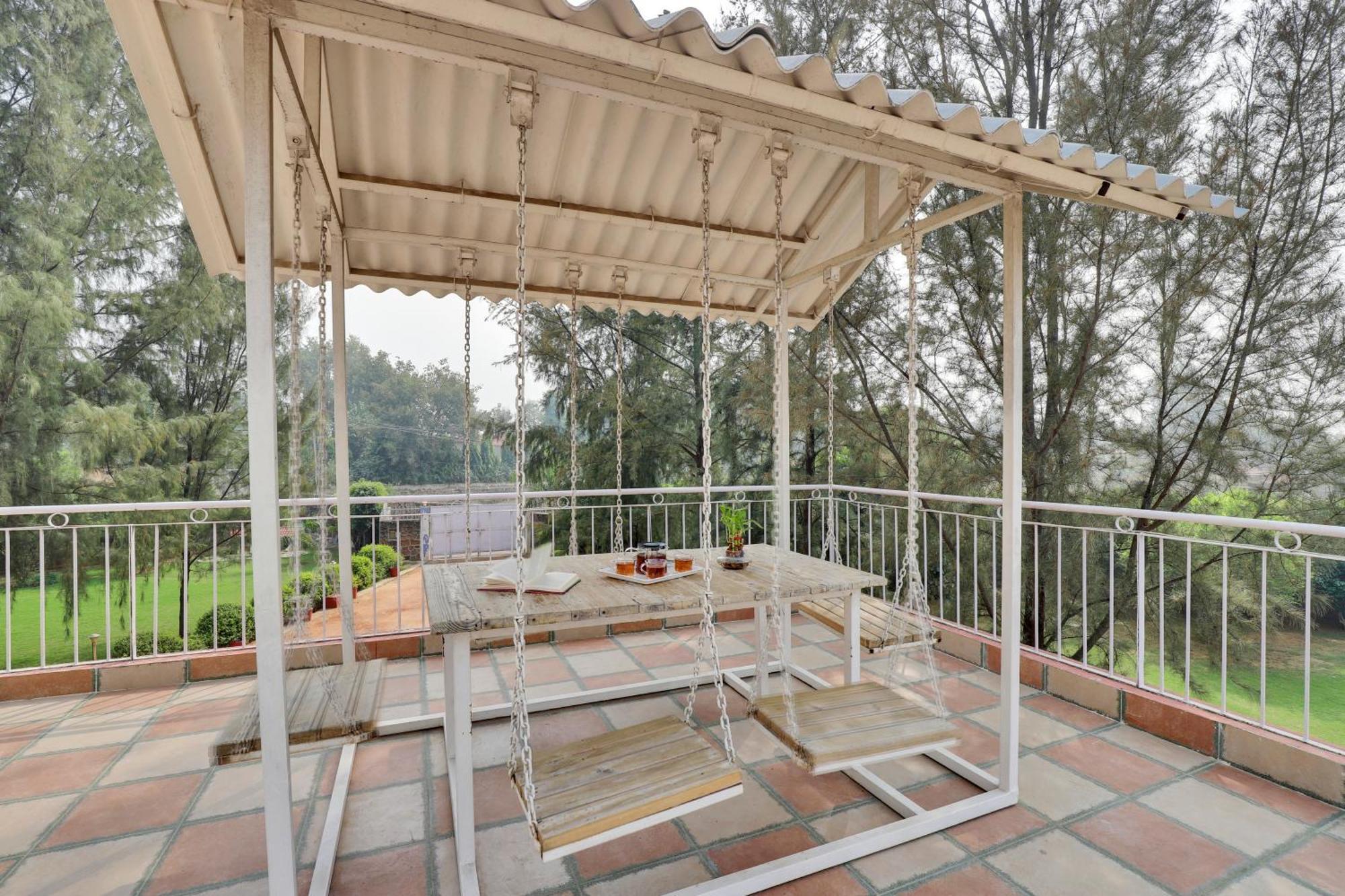 Alaya Stays 4Bhk Farmhouse With Pvt Pool & Garden - Manesar Gurgaon Dış mekan fotoğraf