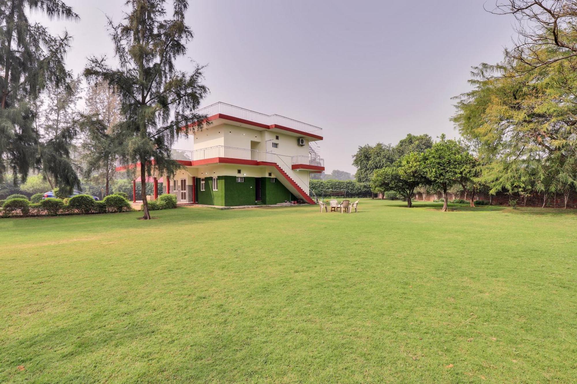 Alaya Stays 4Bhk Farmhouse With Pvt Pool & Garden - Manesar Gurgaon Dış mekan fotoğraf