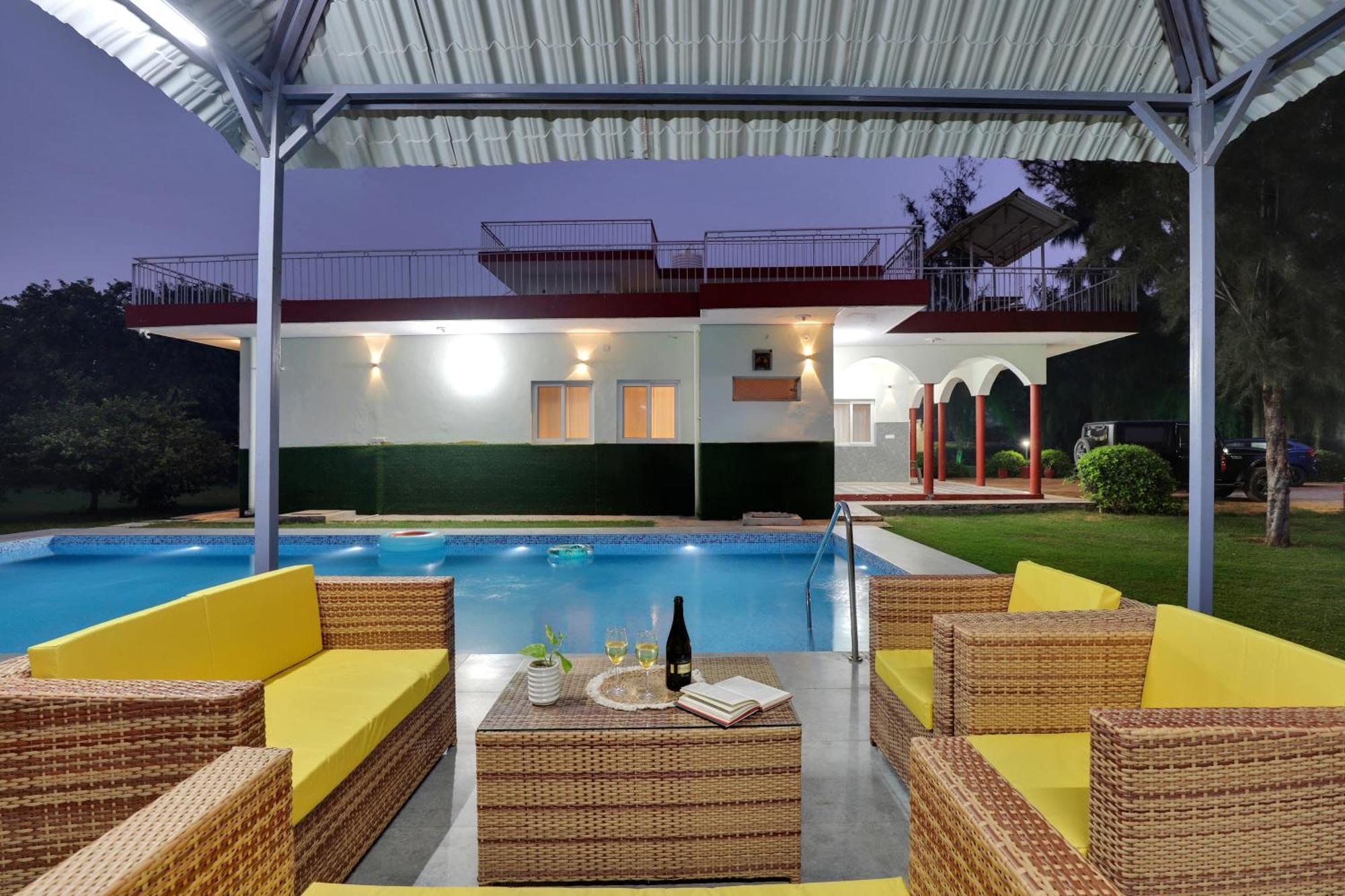 Alaya Stays 4Bhk Farmhouse With Pvt Pool & Garden - Manesar Gurgaon Dış mekan fotoğraf