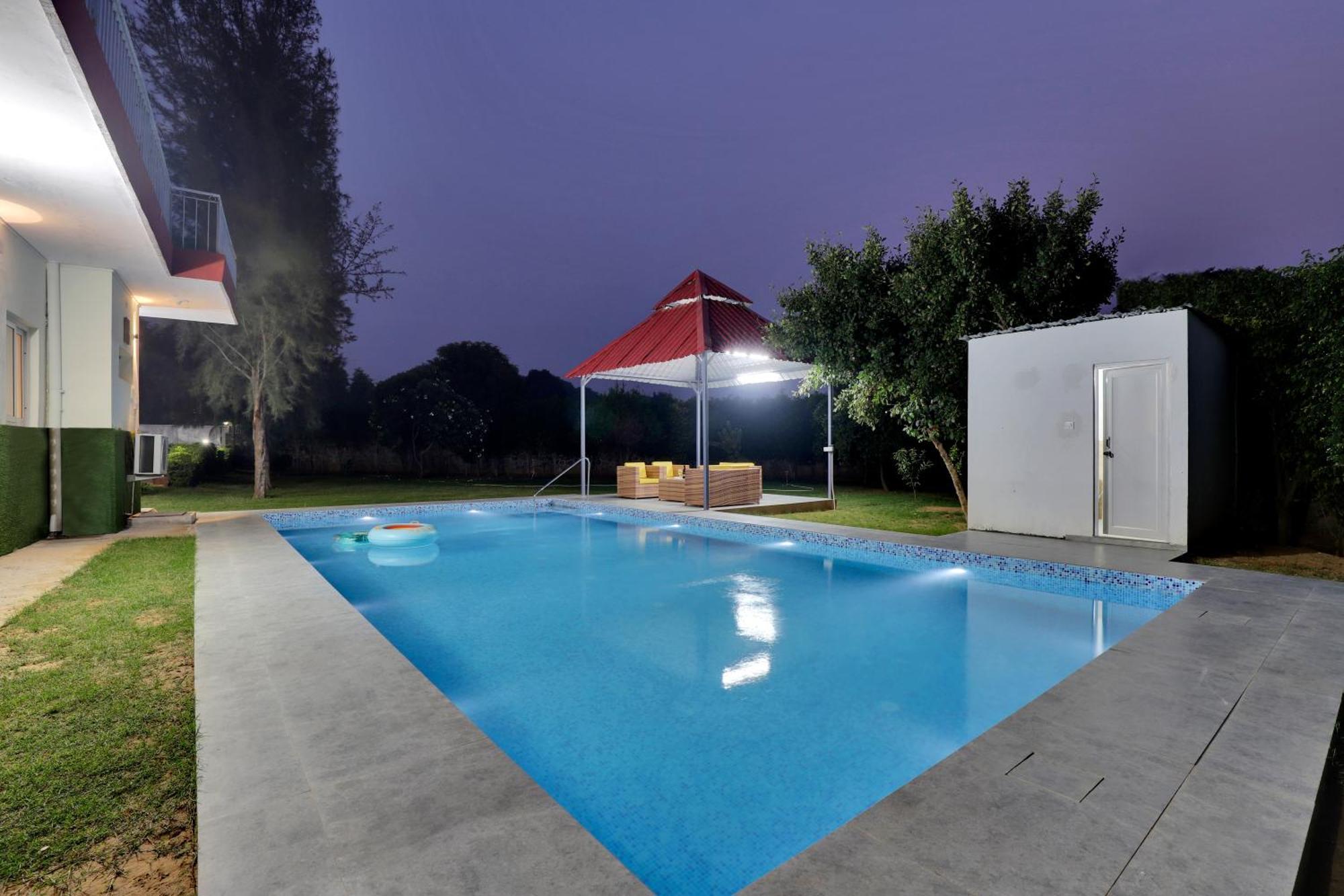 Alaya Stays 4Bhk Farmhouse With Pvt Pool & Garden - Manesar Gurgaon Dış mekan fotoğraf