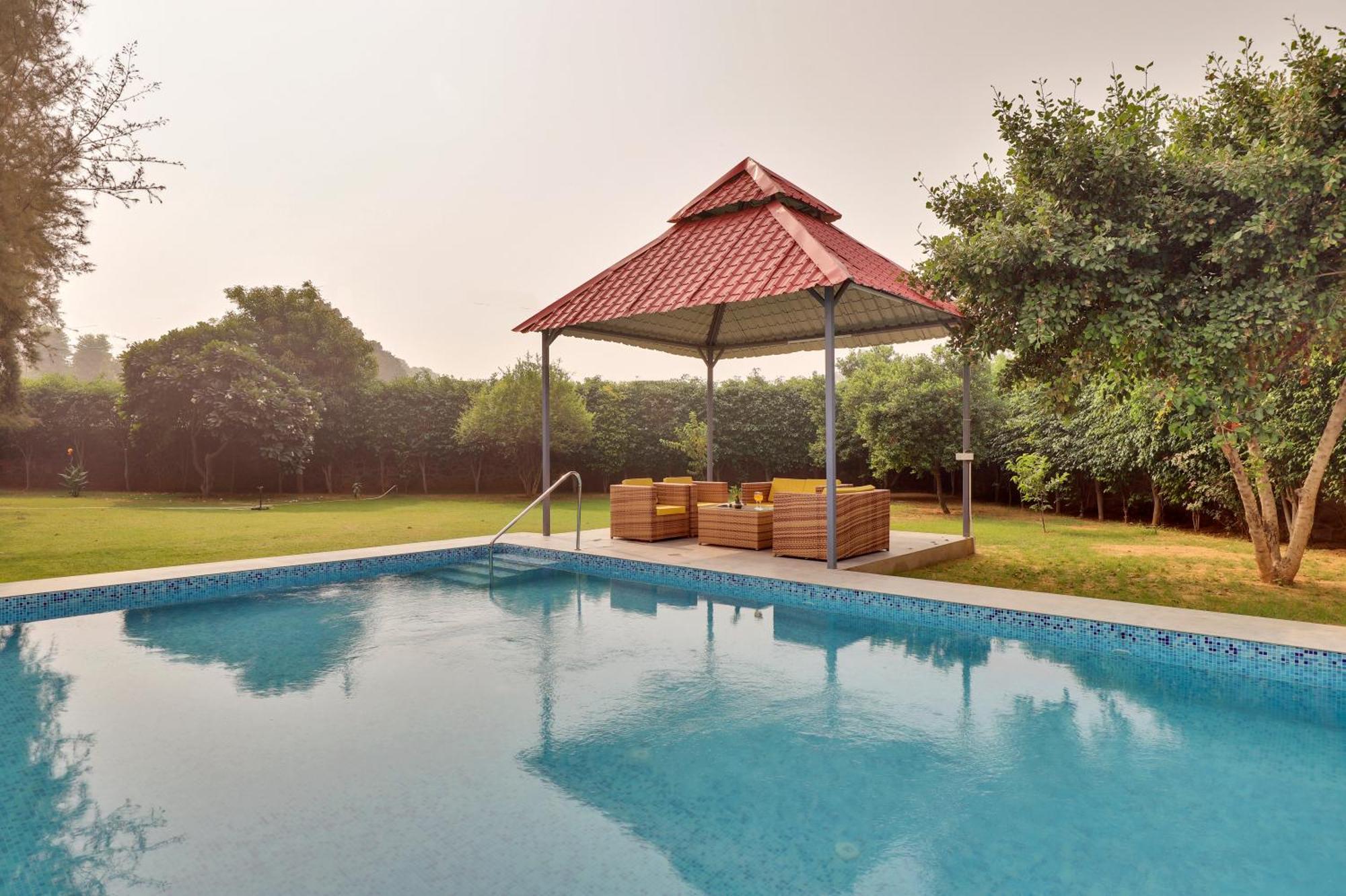 Alaya Stays 4Bhk Farmhouse With Pvt Pool & Garden - Manesar Gurgaon Dış mekan fotoğraf