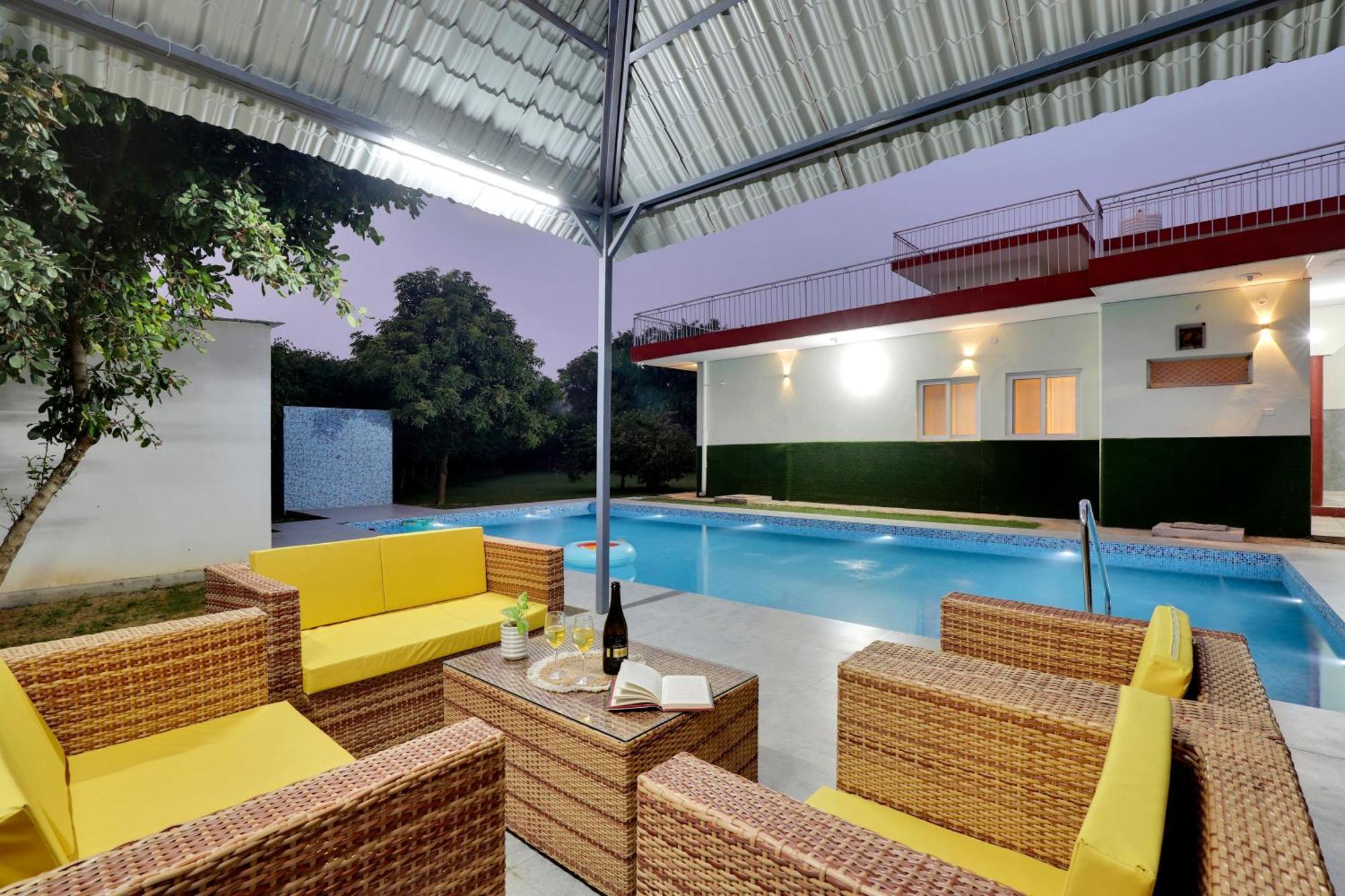 Alaya Stays 4Bhk Farmhouse With Pvt Pool & Garden - Manesar Gurgaon Dış mekan fotoğraf