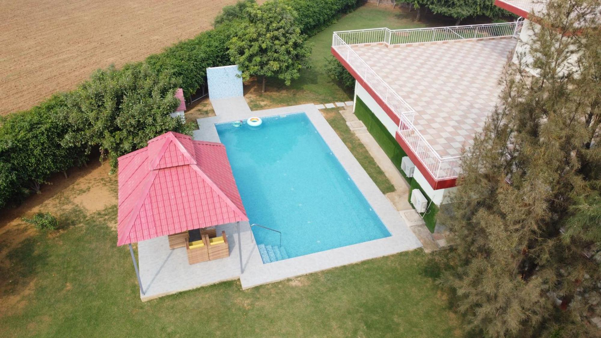 Alaya Stays 4Bhk Farmhouse With Pvt Pool & Garden - Manesar Gurgaon Dış mekan fotoğraf