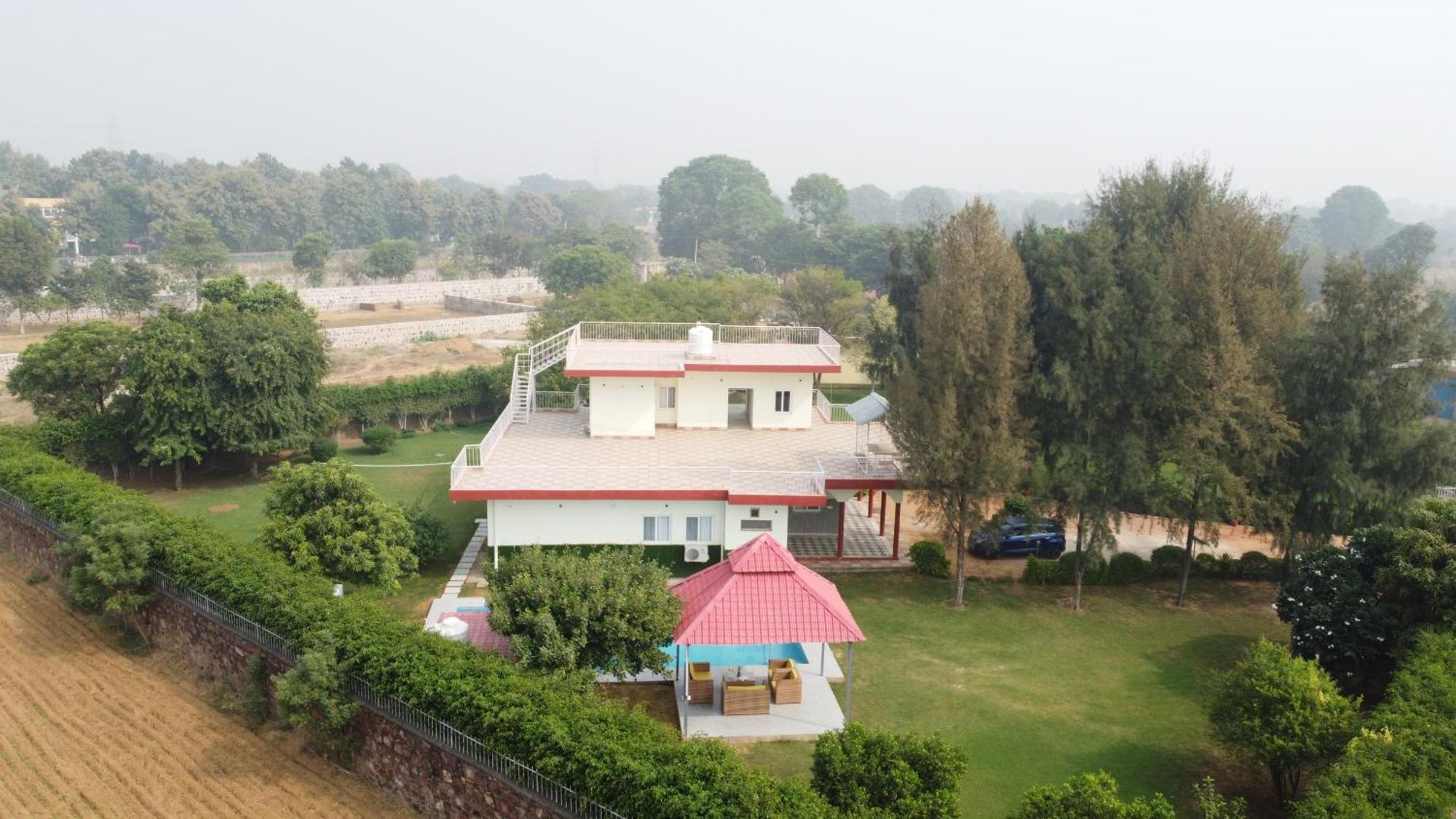 Alaya Stays 4Bhk Farmhouse With Pvt Pool & Garden - Manesar Gurgaon Dış mekan fotoğraf